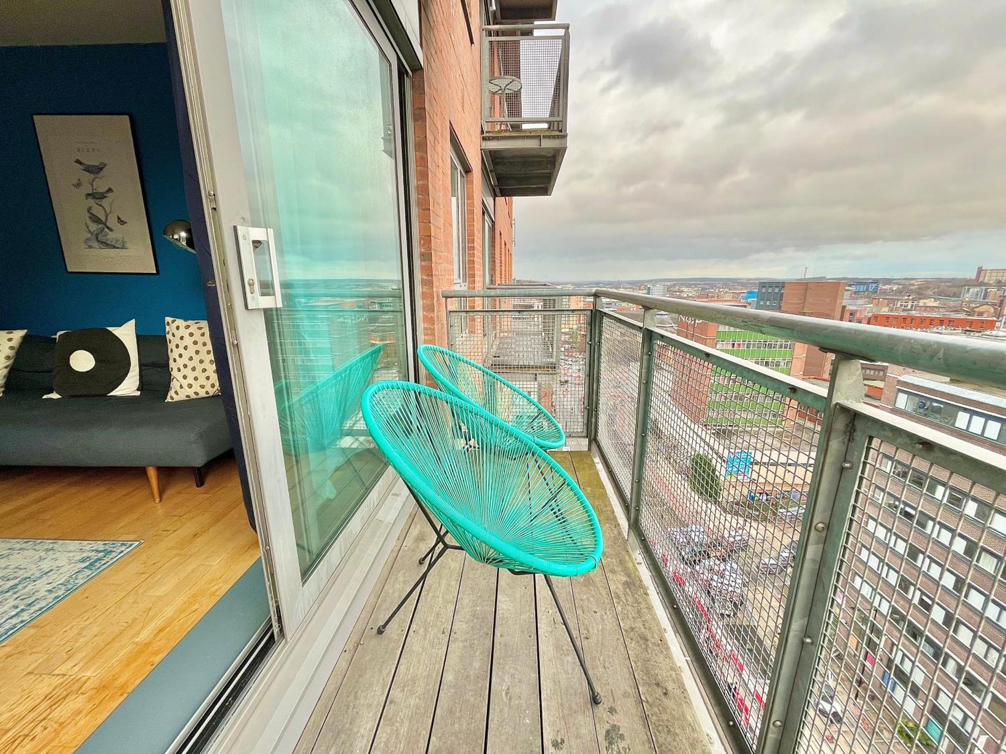 Skyview Apartment By Noknokstay - City Centre With Parking - Group, Family, Business Σέφιλντ Εξωτερικό φωτογραφία