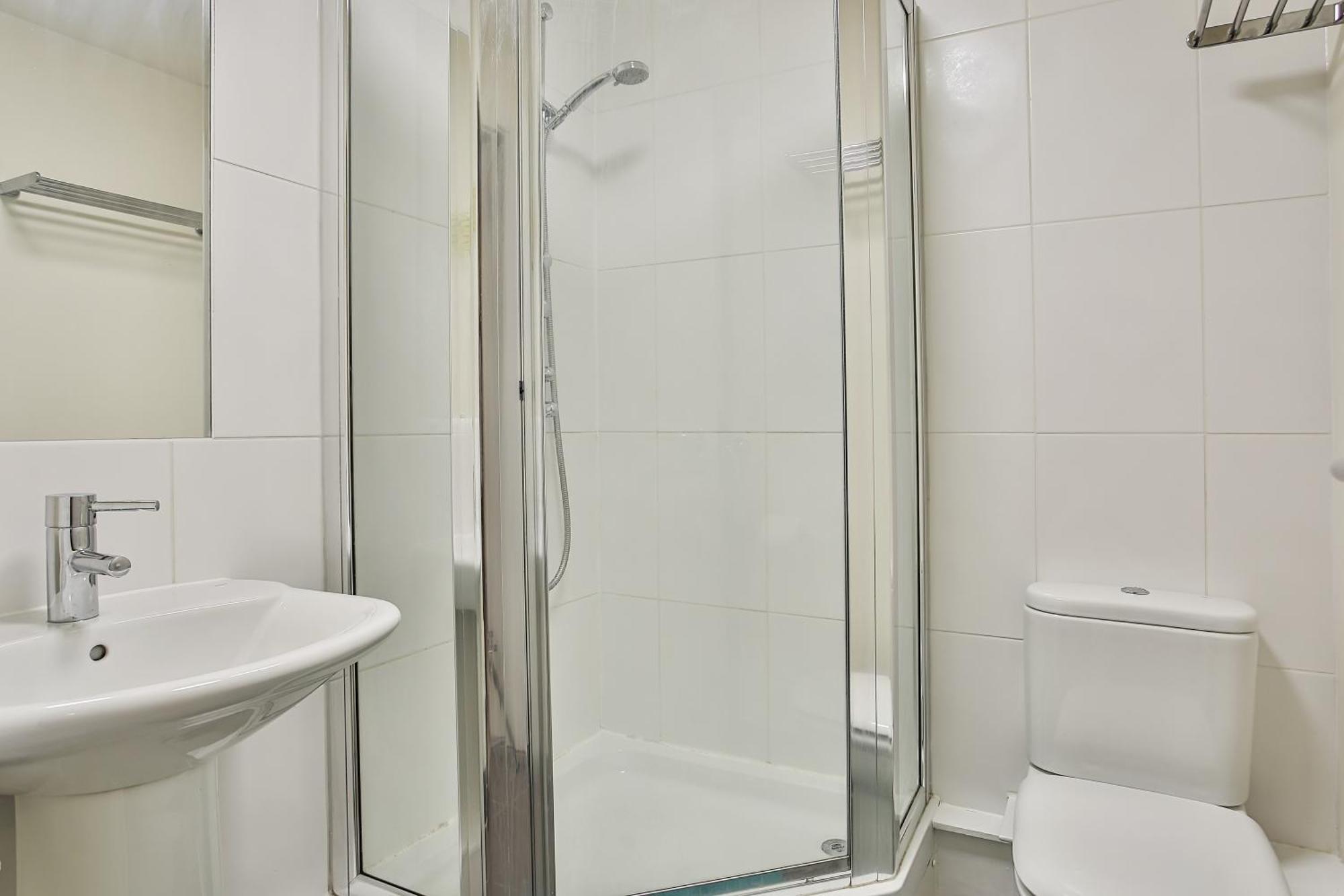 Skyview Apartment By Noknokstay - City Centre With Parking - Group, Family, Business Σέφιλντ Εξωτερικό φωτογραφία