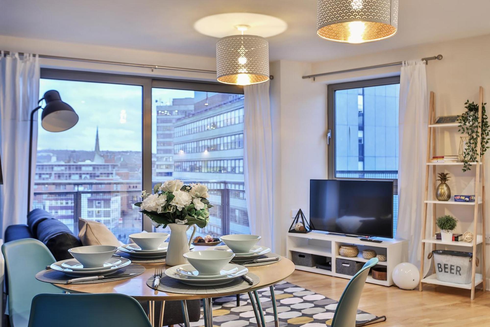 Skyview Apartment By Noknokstay - City Centre With Parking - Group, Family, Business Σέφιλντ Εξωτερικό φωτογραφία