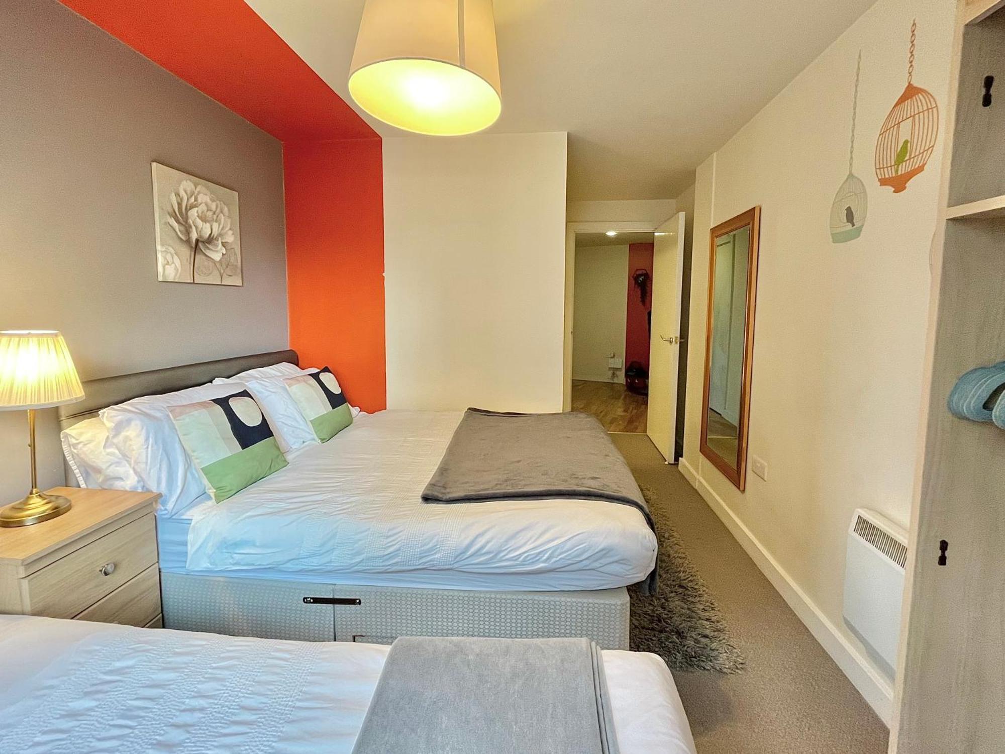 Skyview Apartment By Noknokstay - City Centre With Parking - Group, Family, Business Σέφιλντ Εξωτερικό φωτογραφία